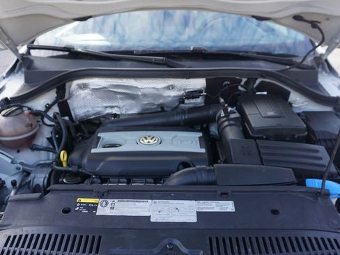 Used 2016 Volkswagen Tiguan S FWD image 26