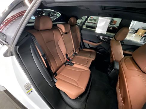 Certified 2023 Audi Q8 Premium Plus w/ Premium Plus Package AWD/4WD image 27