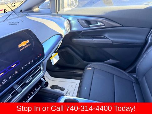 New 2026 Chevrolet Equinox EV LT w/ Convenience Package II FWD image 29