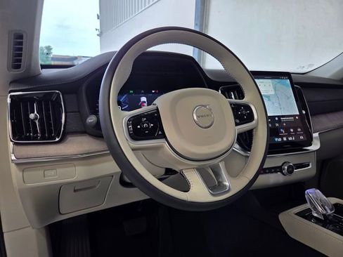 New 2026 Volvo XC90 B6 Ultra w/ Lounge Package AWD/4WD image 10