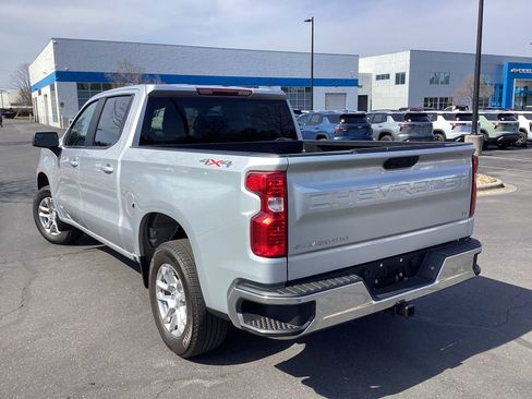 Used 2022 Chevrolet Silverado 1500 LT image 2