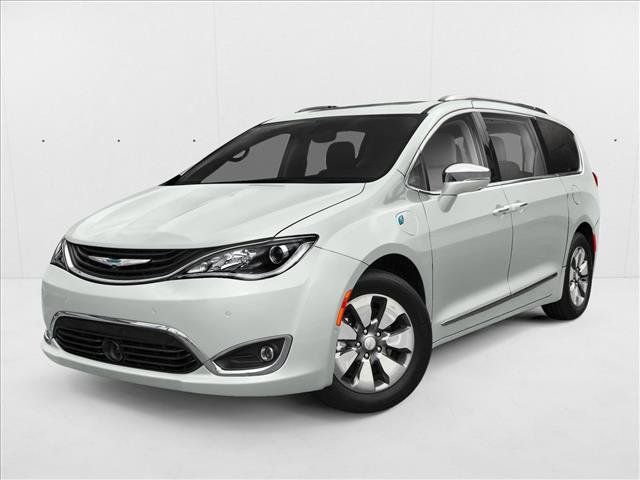 Used 2018 Chrysler Pacifica Limited w/ Advanced Safetytec Group FWD image 1