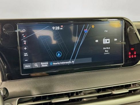 Used 2025 Hyundai Palisade SEL FWD image 15