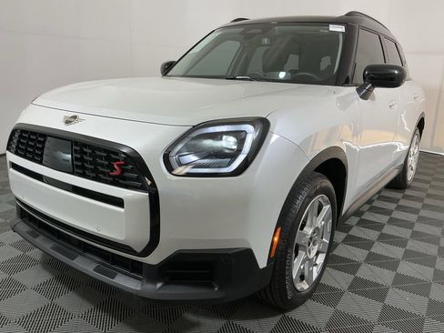 Certified 2025 MINI Cooper Countryman S image 2