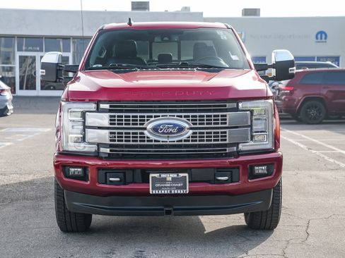 Used 2019 Ford F350 Platinum w/ Platinum Ultimate Package image 2