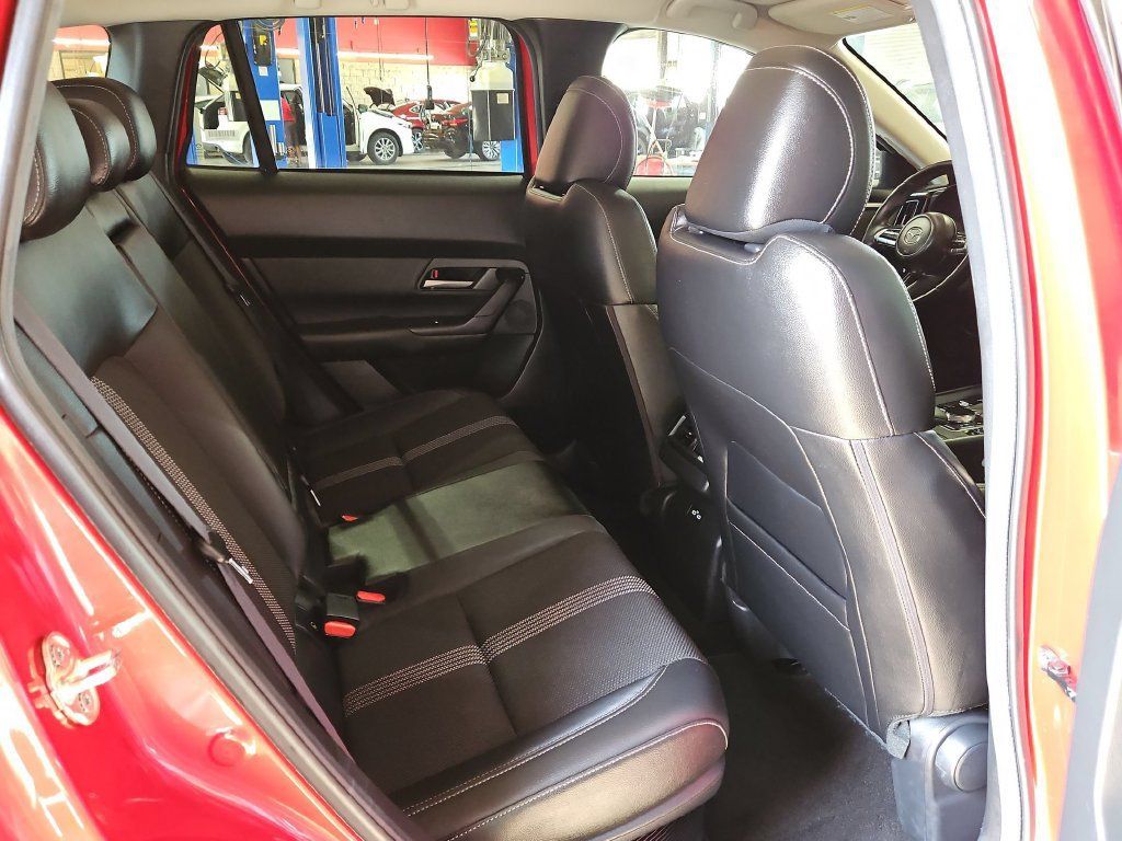 Used 2025 MAZDA CX-50 2.5 Hybrid w/ Preferred Pkg AWD/4WD image 27