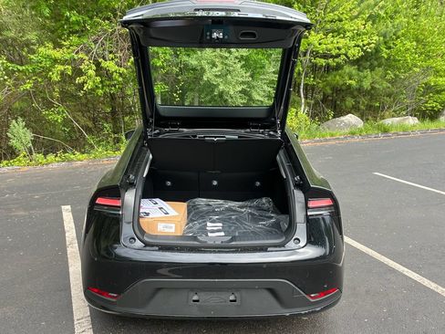 New 2026 Toyota Prius Plug-In Hybrid FWD image 23
