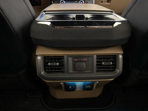 Used 2021 Ford F150 Lariat w/ Equipment Group 502A High image 21