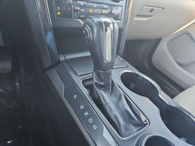 Used 2018 Ford Explorer XLT w/ Equipment Group 202A FWD image 13