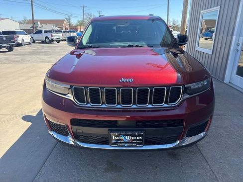 Used 2022 Jeep Grand Cherokee L Limited image 7
