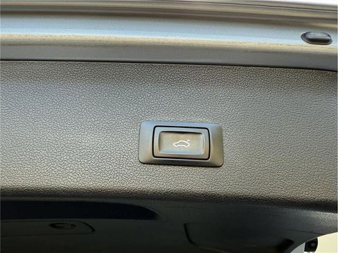 Used 2015 Audi A4 Premium Plus w/ Technology Package image 31