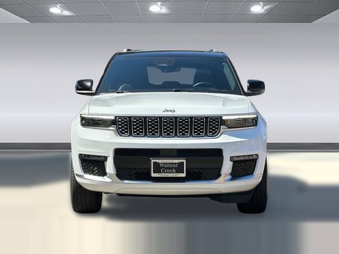 Used 2022 Jeep Grand Cherokee L Summit AWD/4WD image 5