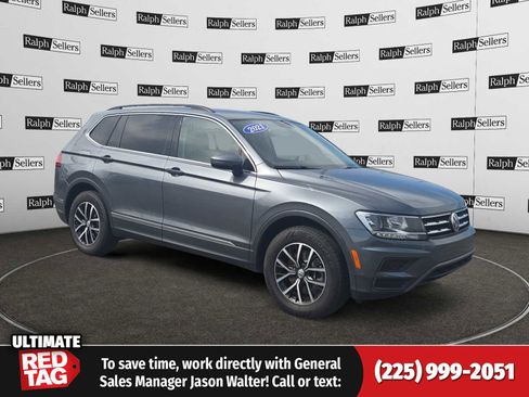 Used 2021 Volkswagen Tiguan SE w/ Panoramic Sunroof Package image 1