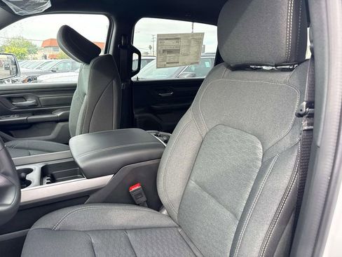 New 2026 RAM 1500 Express AWD/4WD image 23
