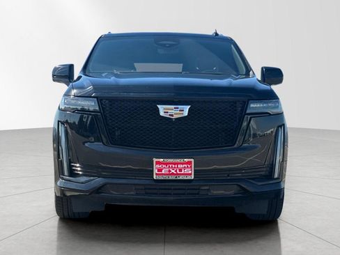 Used 2021 Cadillac Escalade Sport w/ Driver Assist Tech Package image 9