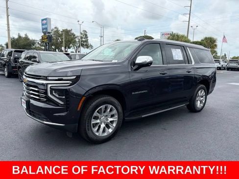 Used 2025 Chevrolet Suburban Premier AWD/4WD image 3