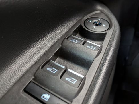 Certified 2019 Ford Escape SE FWD image 20