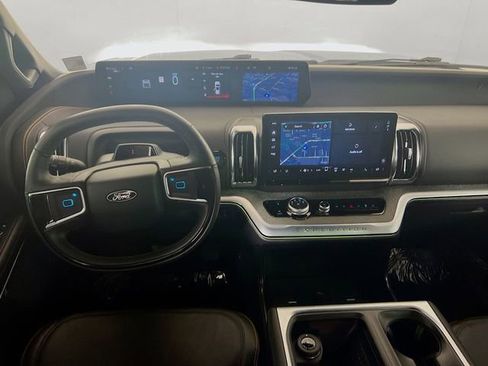 Used 2025 Ford Expedition Tremor image 22