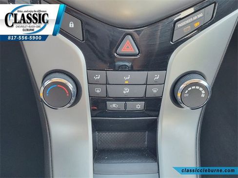 Used 2014 Chevrolet Cruze LT image 20