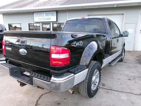 Used 2006 Ford F150 XLT image 2