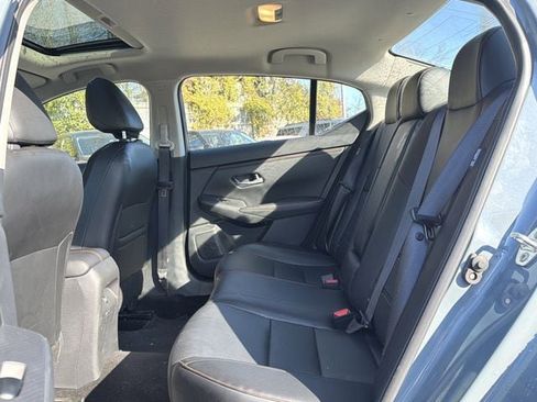 Used 2024 Nissan Sentra SR w/ SR Premium Package image 13