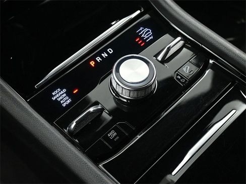 Used 2021 Jeep Grand Cherokee L Overland w/ Advanced Protech Group III image 42