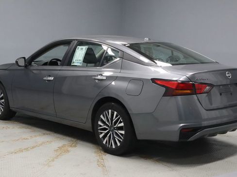 Certified 2024 Nissan Altima 2.5 SV AWD/4WD image 8