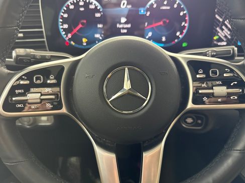 Used 2022 Mercedes-Benz GLE 350 4MATIC image 11