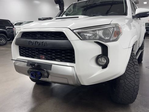 Used 2016 Toyota 4Runner Trail Premium AWD/4WD image 26