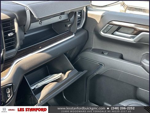 Used 2023 GMC Sierra 1500 SLE w/ X31 Off-Road Package image 33