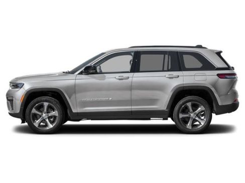 New 2026 Jeep Grand Cherokee Laredo X RWD image 3