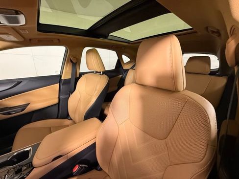 Used 2025 Lexus NX 350 AWD w/ Luxury Package image 16