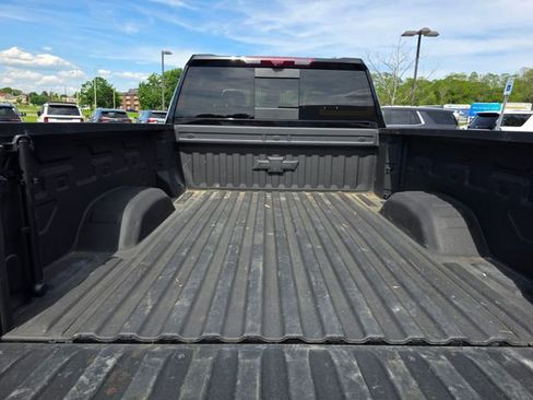 Used 2025 Chevrolet Silverado 2500 LTZ w/ LTZ Plus Package AWD/4WD image 4