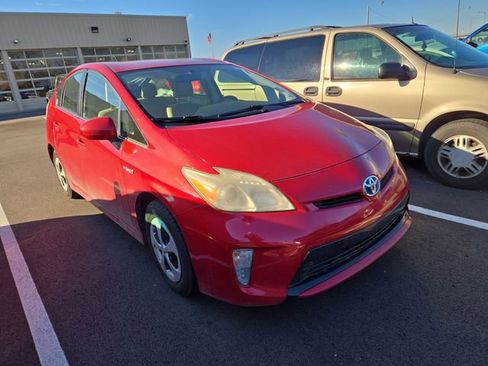 Used 2012 Toyota Prius Three image 2