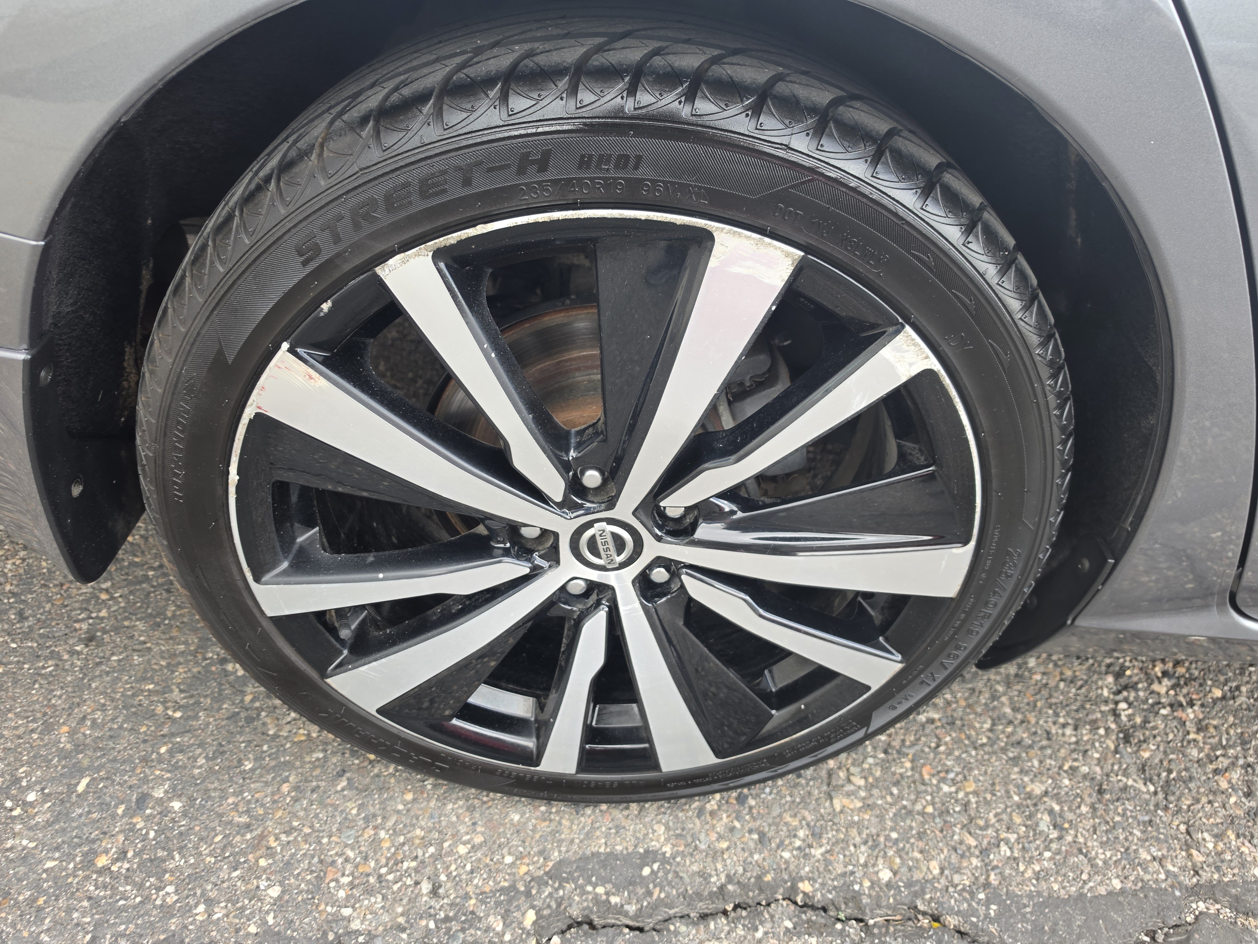 Used 2020 Nissan Altima 2.5 SR FWD image 21
