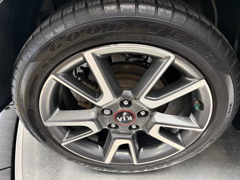 Used 2020 Kia Soul GT-Line Turbo FWD image 29