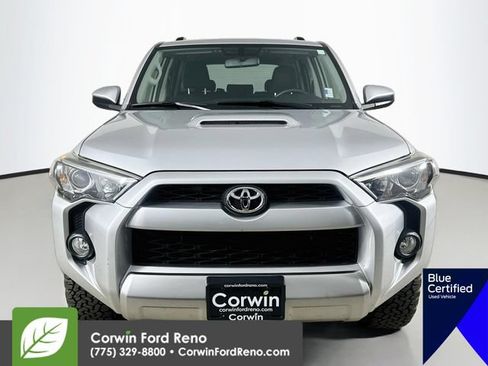 Used 2018 Toyota 4Runner TRD Off-Road AWD/4WD image 2