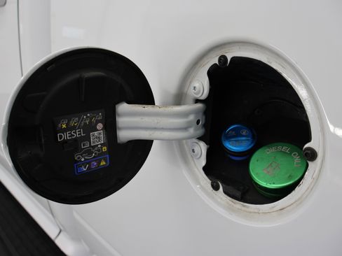 Used 2022 RAM 2500 Big Horn w/ Night Edition image 32