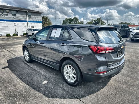 Used 2022 Chevrolet Equinox LS w/ LS Convenience Package image 6