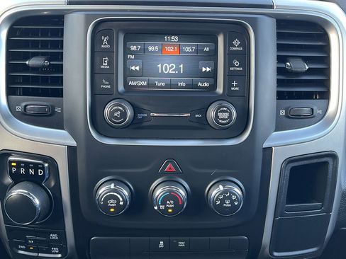 Used 2019 RAM 1500 Classic SLT image 4