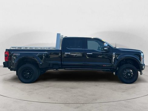 Used 2024 Ford F450 Platinum w/ FX4 Off-Road Package AWD/4WD image 4