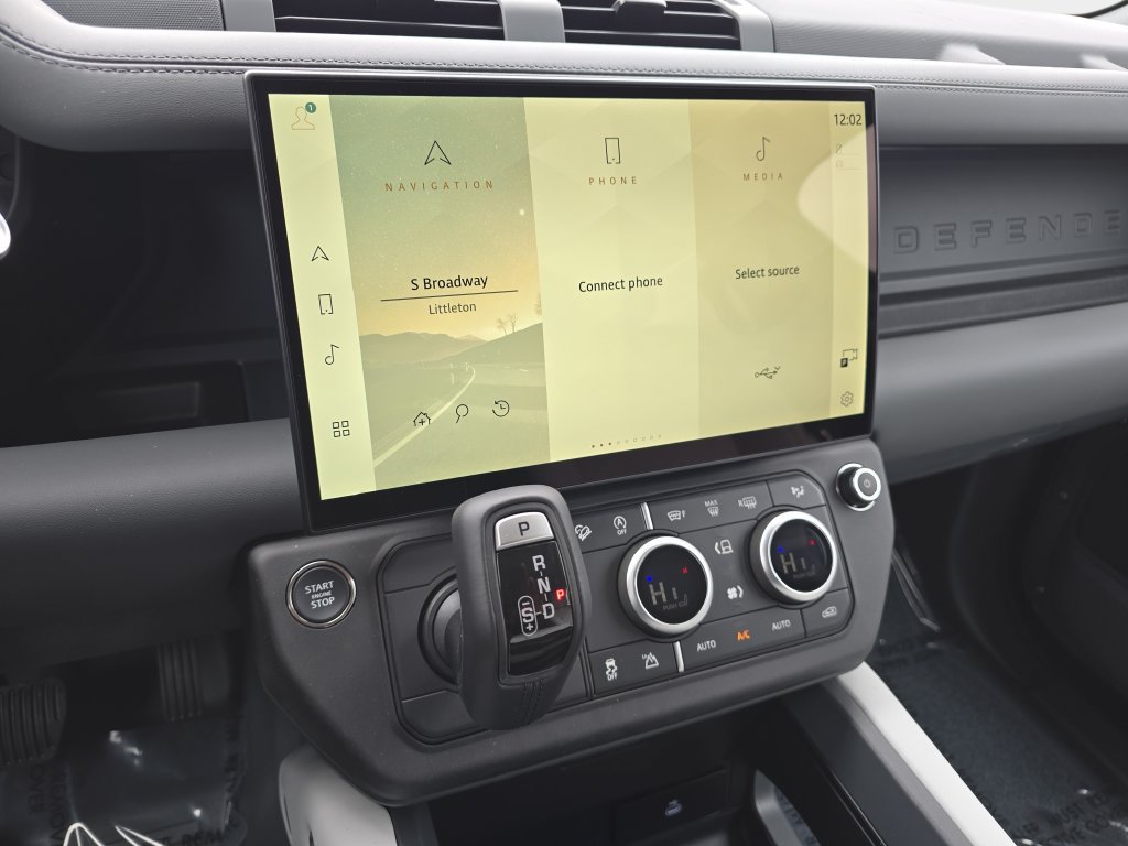 New 2026 Land Rover Defender 110 X-Dynamic SE AWD/4WD image 15