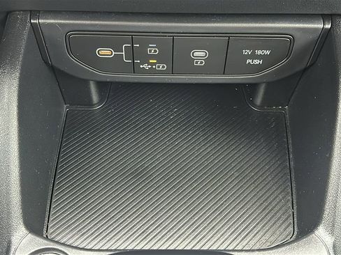 Used 2025 Kia K4 LXS image 26