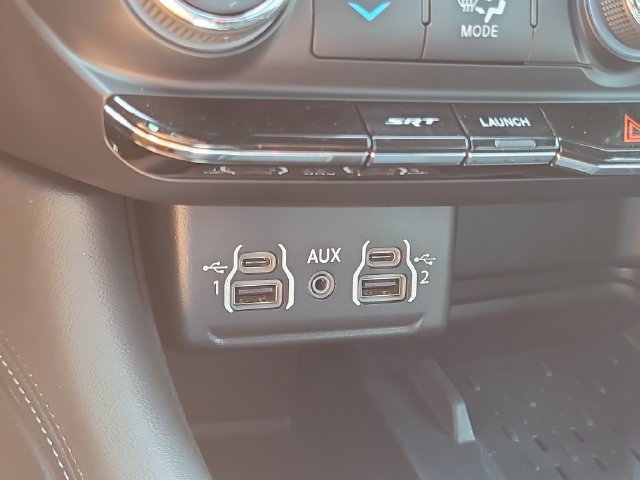 Used 2025 Dodge Durango SRT Hellcat AWD/4WD image 31