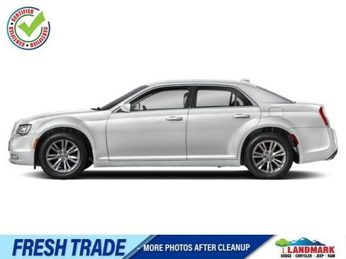 Used 2022 Chrysler 300 Touring w/ Sport Appearance Package RWD image 1