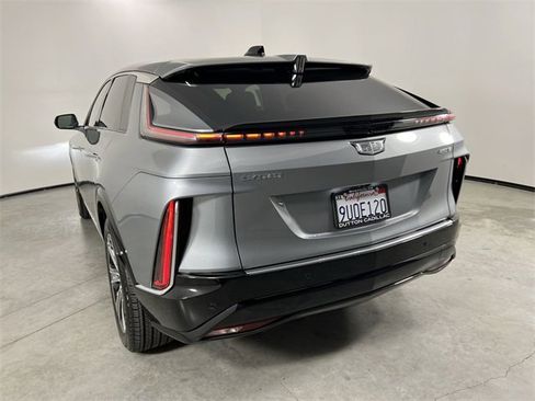 Used 2025 Cadillac Lyriq Luxury image 33