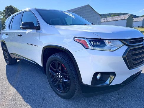 Used 2019 Chevrolet Traverse Premier w/ Redline Edition AWD/4WD image 1