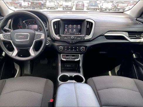 Used 2024 GMC Terrain SLE FWD image 7