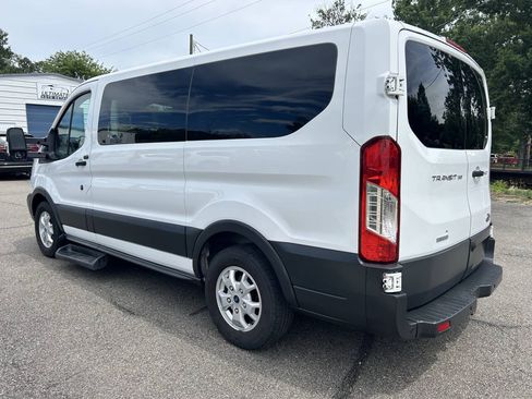 Used 2015 Ford Transit 150 XLT RWD image 9