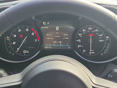 Used 2021 Alfa Romeo Giulia Ti image 23